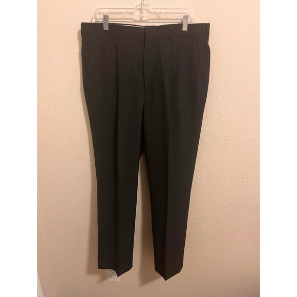 Haggar Men’s Dress Pants - Picture 1 of 2